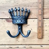 King’s Crown Hook – Cast Iron Double Robe Hook (100mm x 140mm)